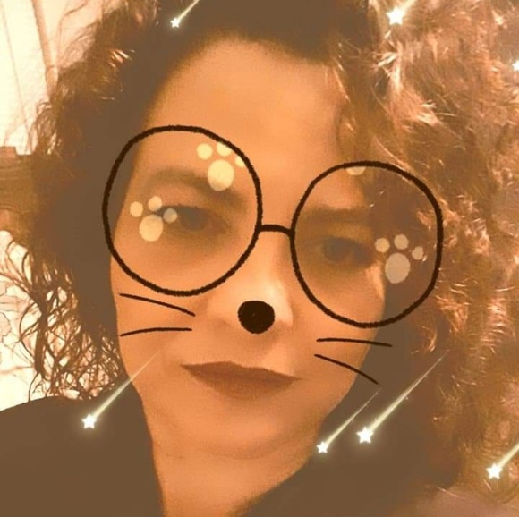 Meet your Posher, Margaret - Picture 1 of 6